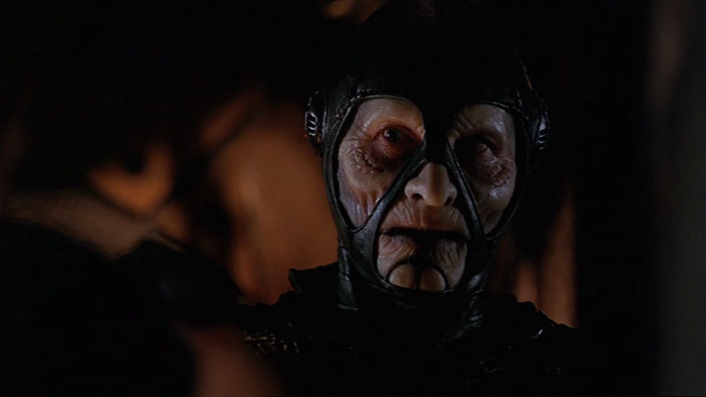 Farscape 4.08 - I Shrink, Therefore I Am.